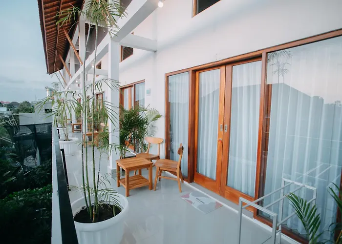 Agatha Mezzanine Guest house