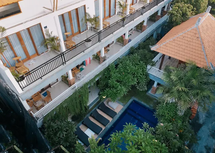 Agatha Mezzanine Guest house *